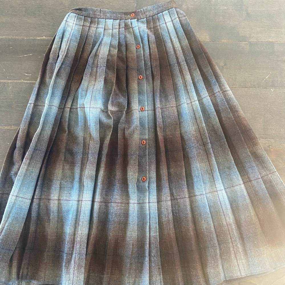 Elegant Plaid Brown Skirt